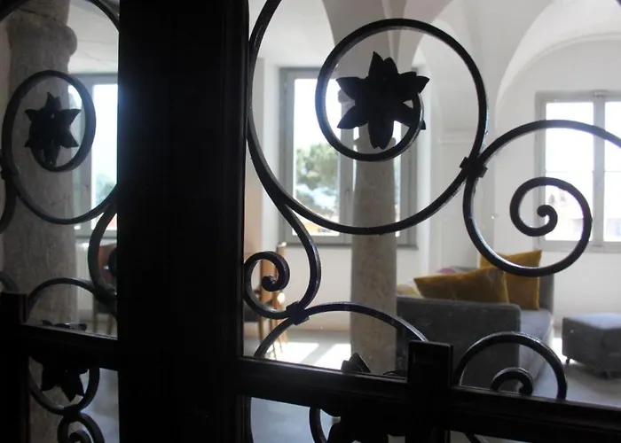 Due Colonne - By Lovecomo * Menaggio